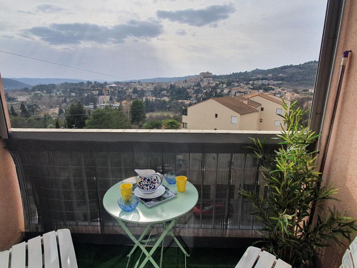 La Vue Du Chateau - Tout Confort Gréoux-les-Bains Exterior foto